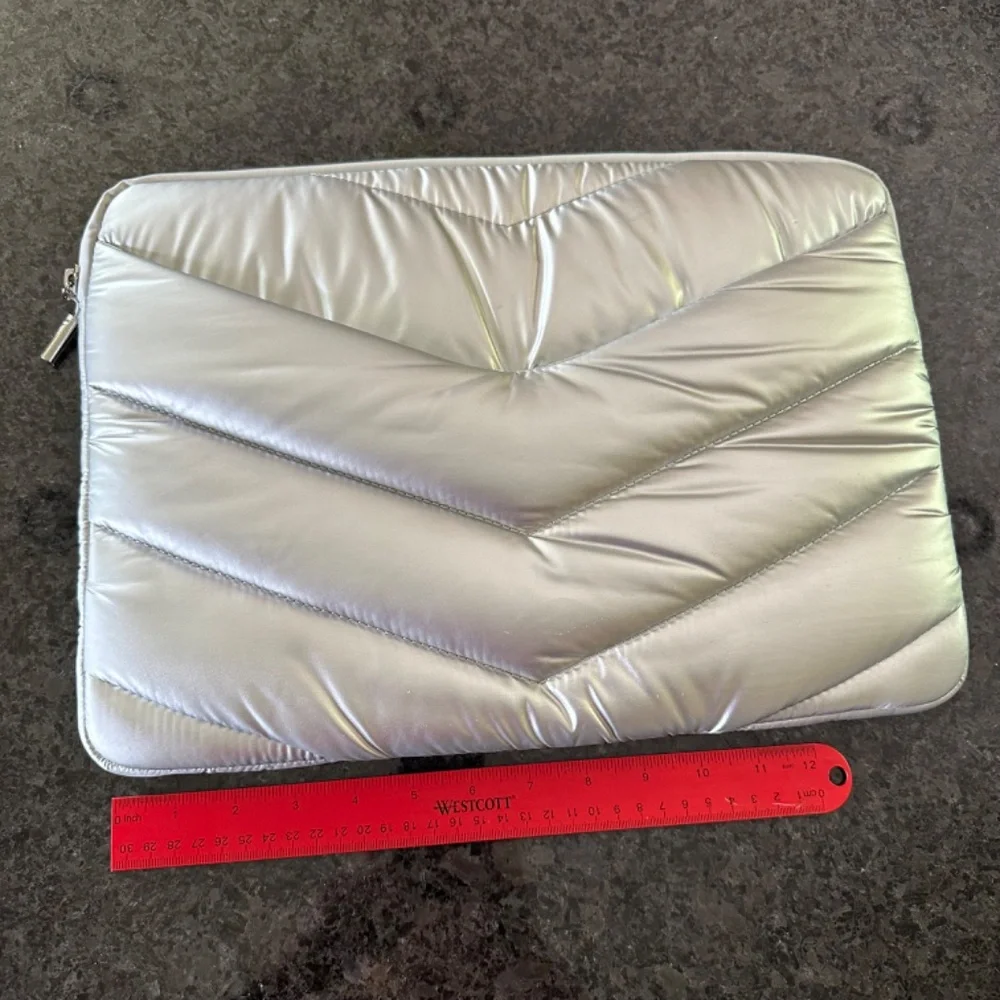 Athleta Silver Metallic Laptop Sleeve VGUC